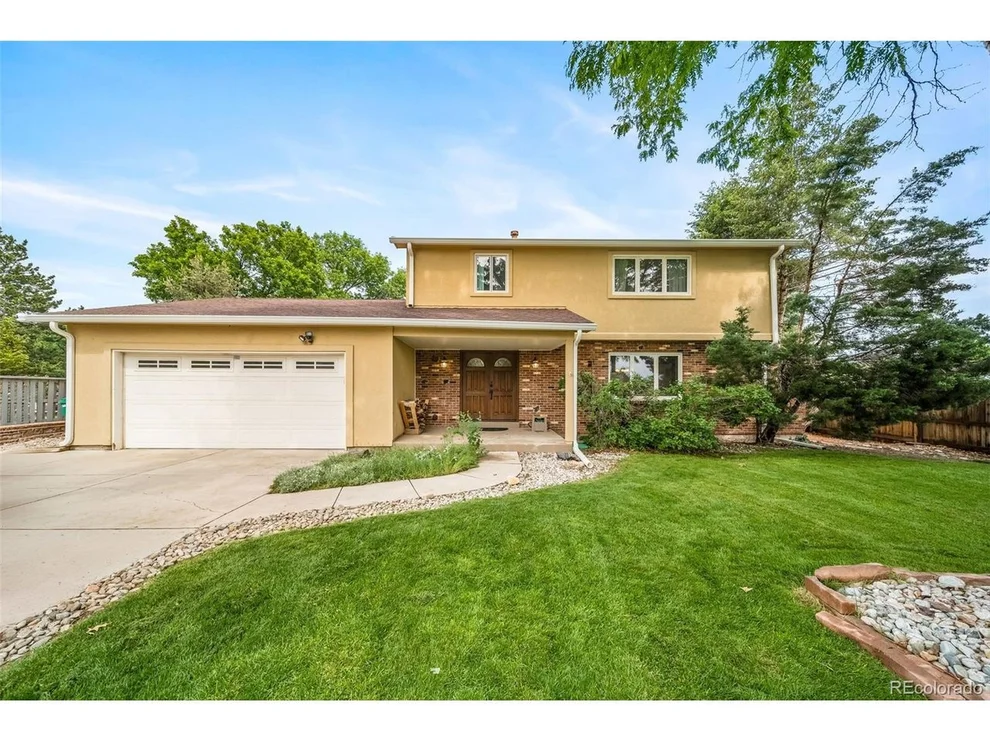 Unit for sale at 2276 S Dover Way, Lakewood, CO 80227