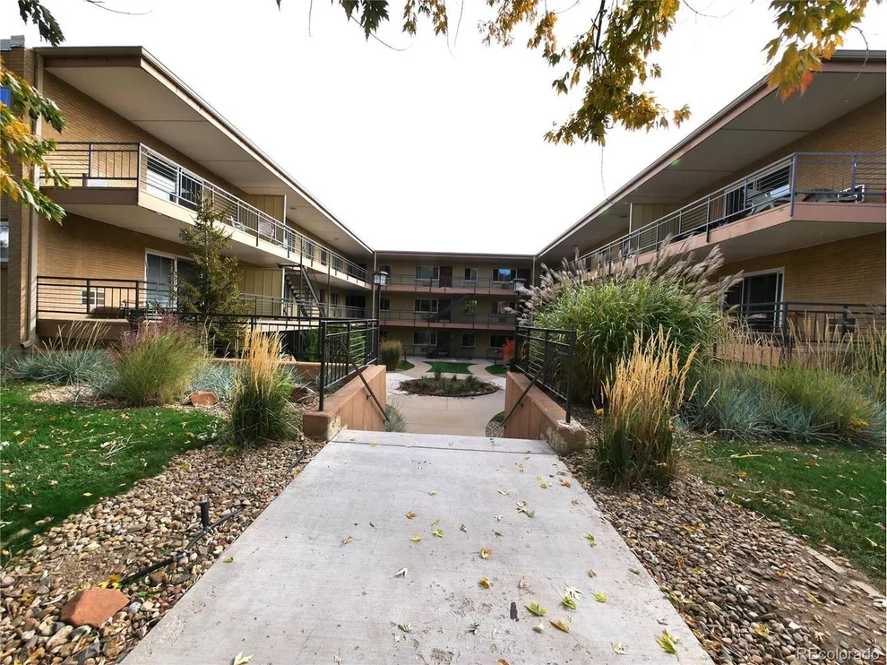 Unit for sale at 830 20th St, Boulder, CO 80302