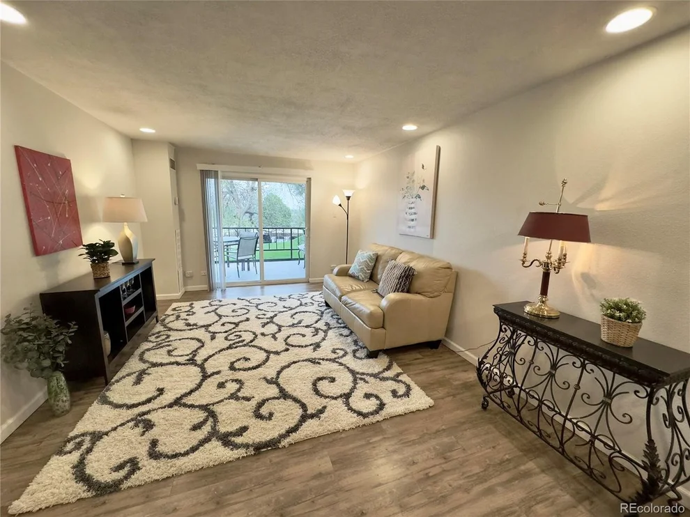 Unit for sale at 2325 S Linden Ct, Denver, CO 80222