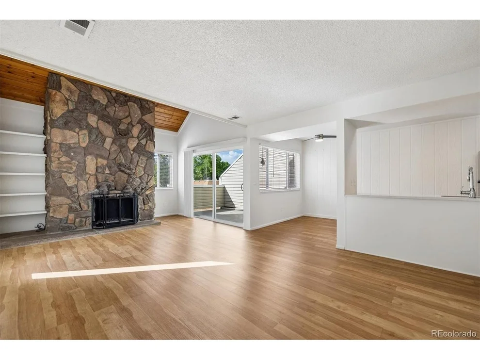 Unit for sale at 13651 E Yale Ave, Aurora, CO 80014