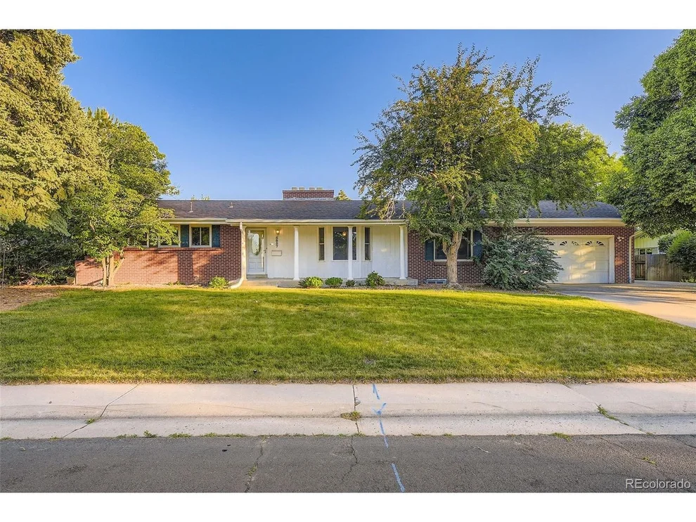 Unit for sale at 5857 S Logan Ct, Centennial, CO 80121