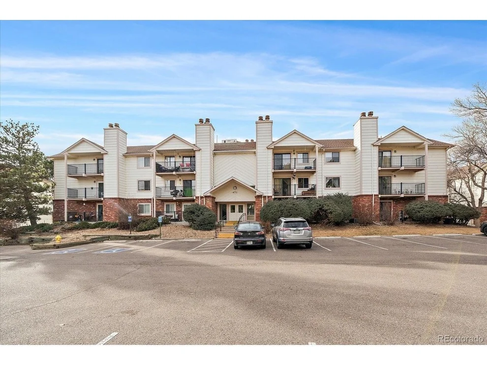 Unit for sale at 471 S Kalispell Way, Aurora, CO 80017