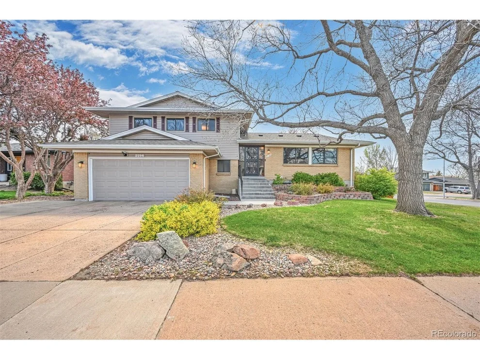 Unit for sale at 2194 S Braun Way, Lakewood, CO 80228