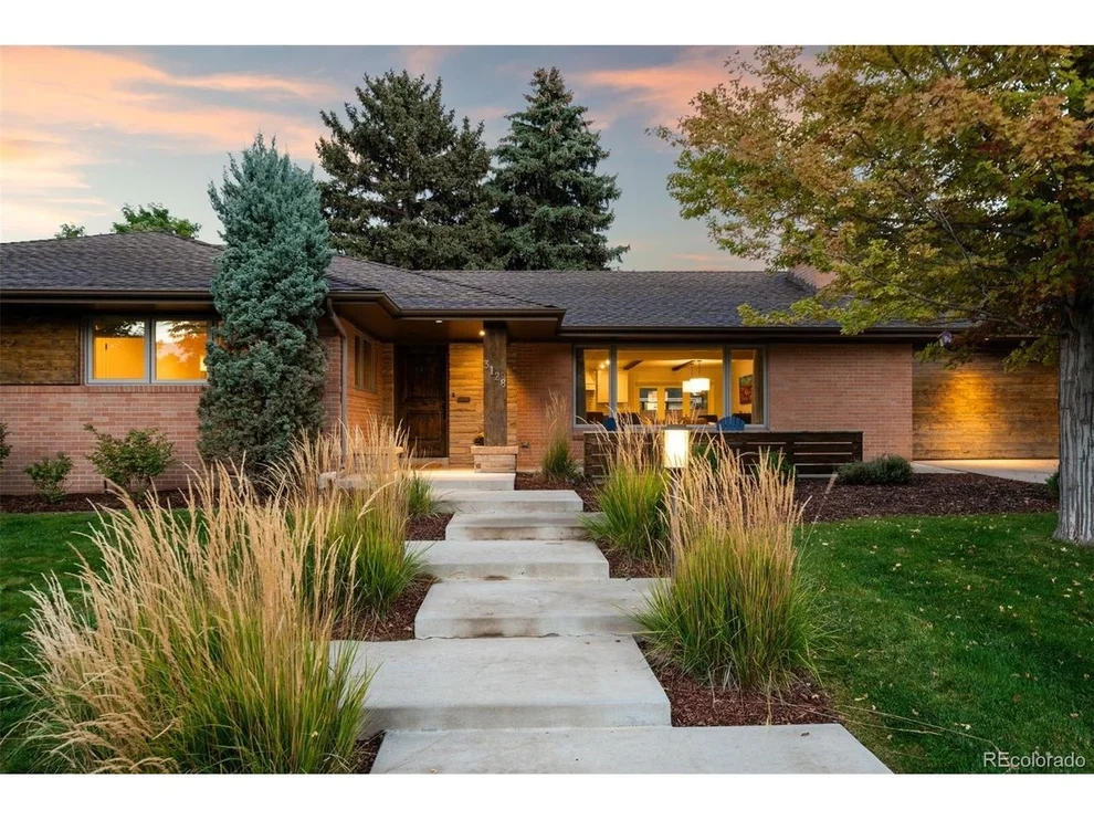 Unit for sale at 3128 S Dallas Ct, Denver, CO 80210
