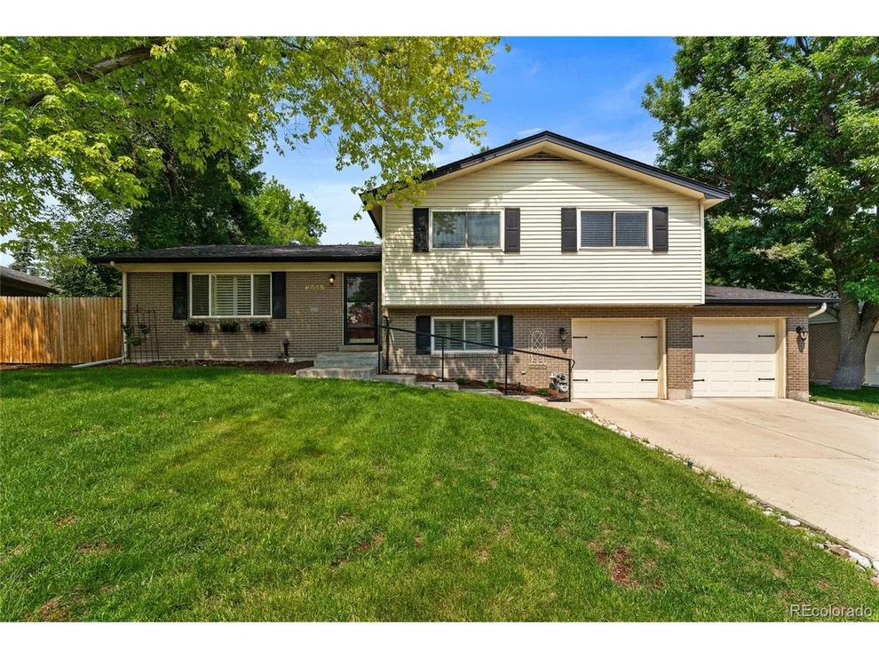 Unit for sale at 6845 S Downing Cir, Centennial, CO 80122