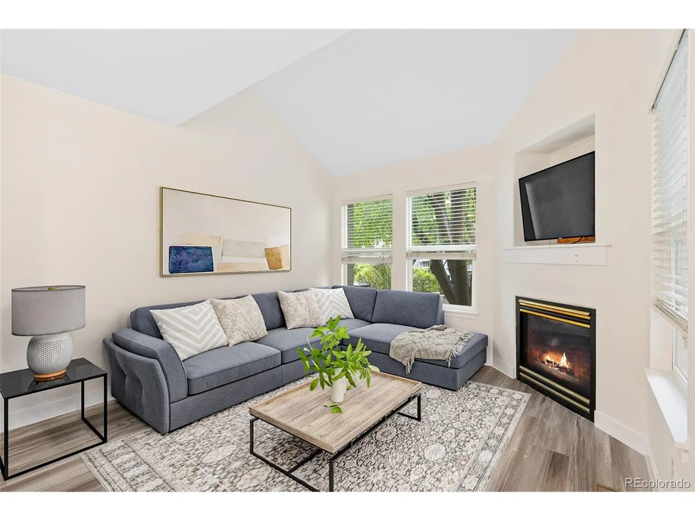 Unit for sale at 2017 N Fork Dr, Lafayette, CO 80026