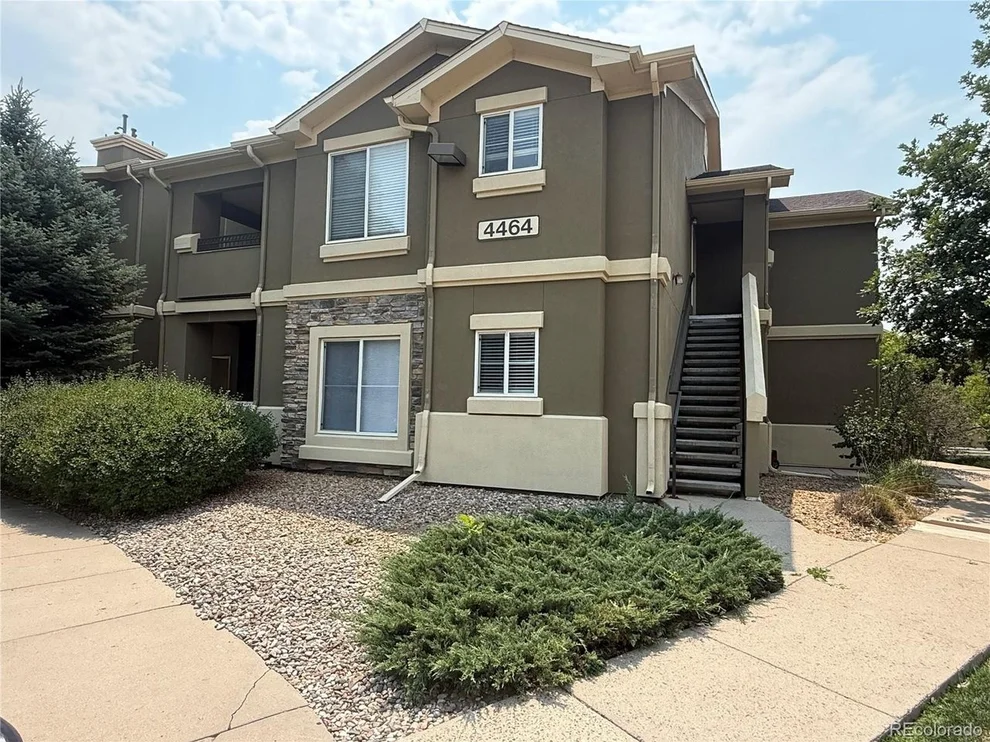 Unit for sale at 4464 Copeland Loop, Littleton, CO 80126