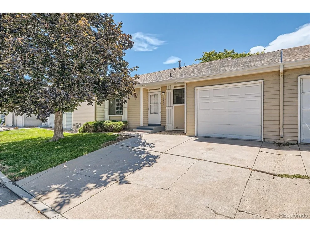 Unit for sale at 16081 E Radcliff Pl, Aurora, CO 80015