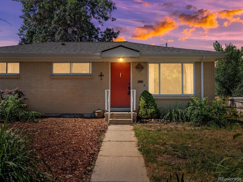 Unit for sale at 14050 E 25th Pl, Aurora, CO 80011