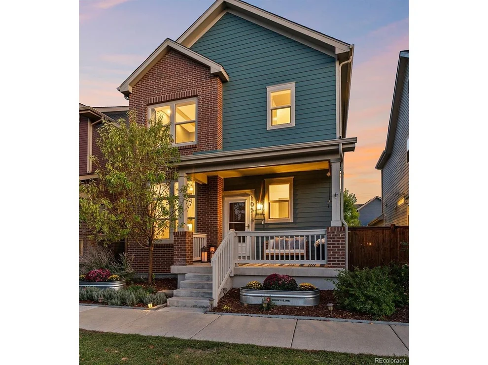 Unit for sale at 10510 E 26th Ave, Aurora, CO 80010