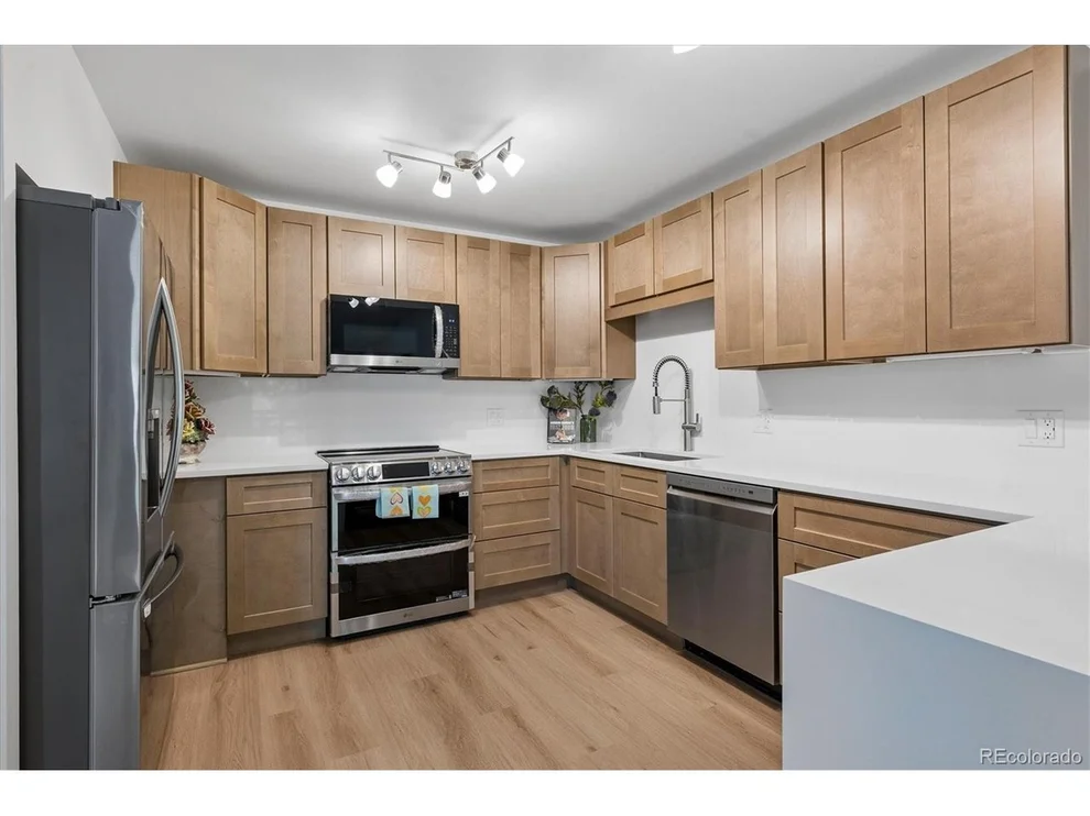 Unit for sale at 615 S Alton Way, Denver, CO 80247