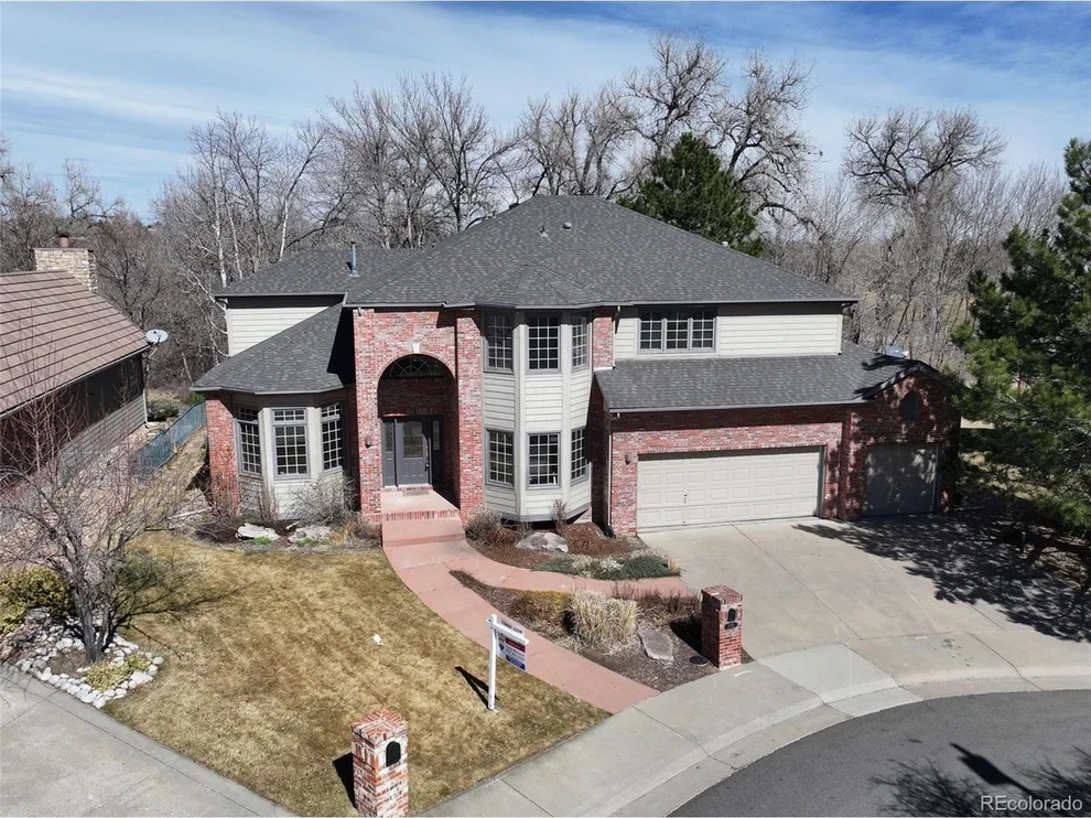 Unit for sale at 6761 Westwoods Cir, Arvada, CO 80007