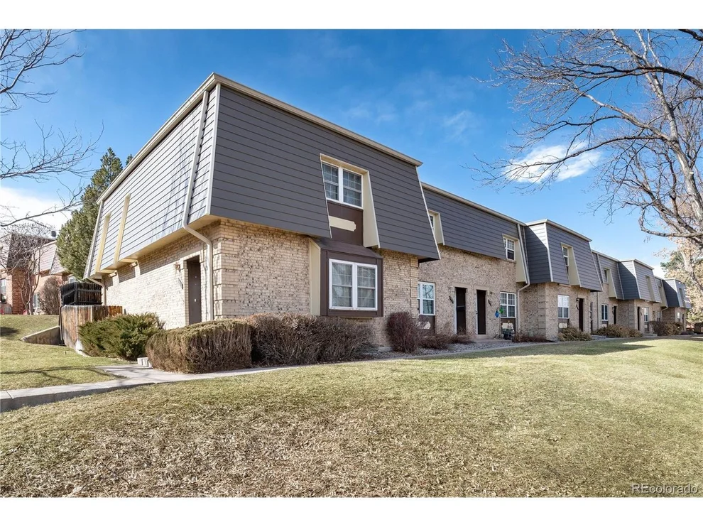 Unit for sale at 5821 S Lowell Blvd, Littleton, CO 80123