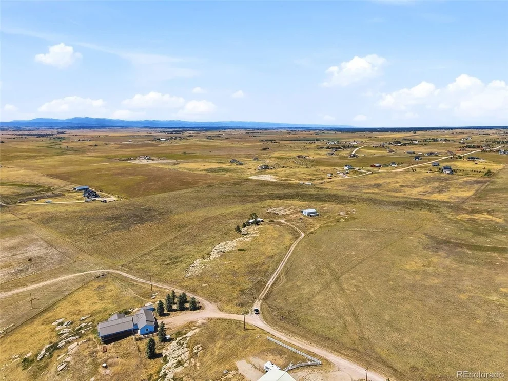Unit for sale at 911 Private Road 112, Elizabeth, CO 80107