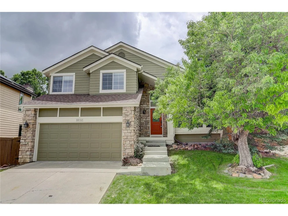 Unit for sale at 8652 Aberdeen Cir, Highlands Ranch, CO 80130
