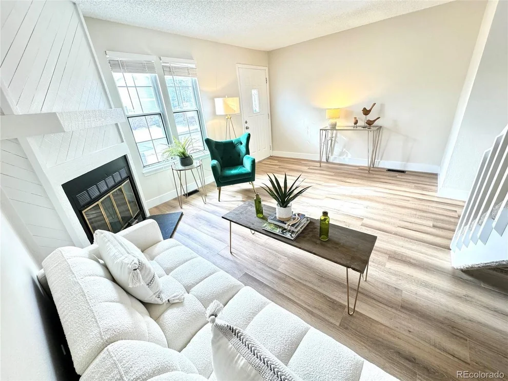 Unit for sale at 9659 W Chatfield Ave, Littleton, CO 80128