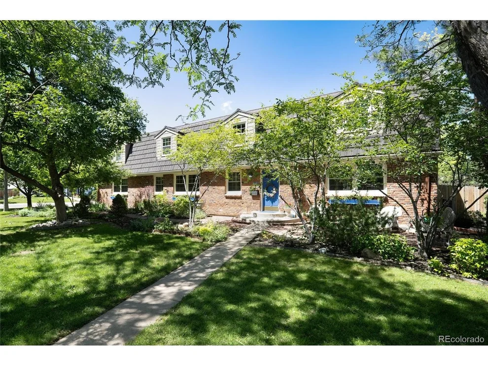 Unit for sale at 5295 W Rowland Ave, Littleton, CO 80128