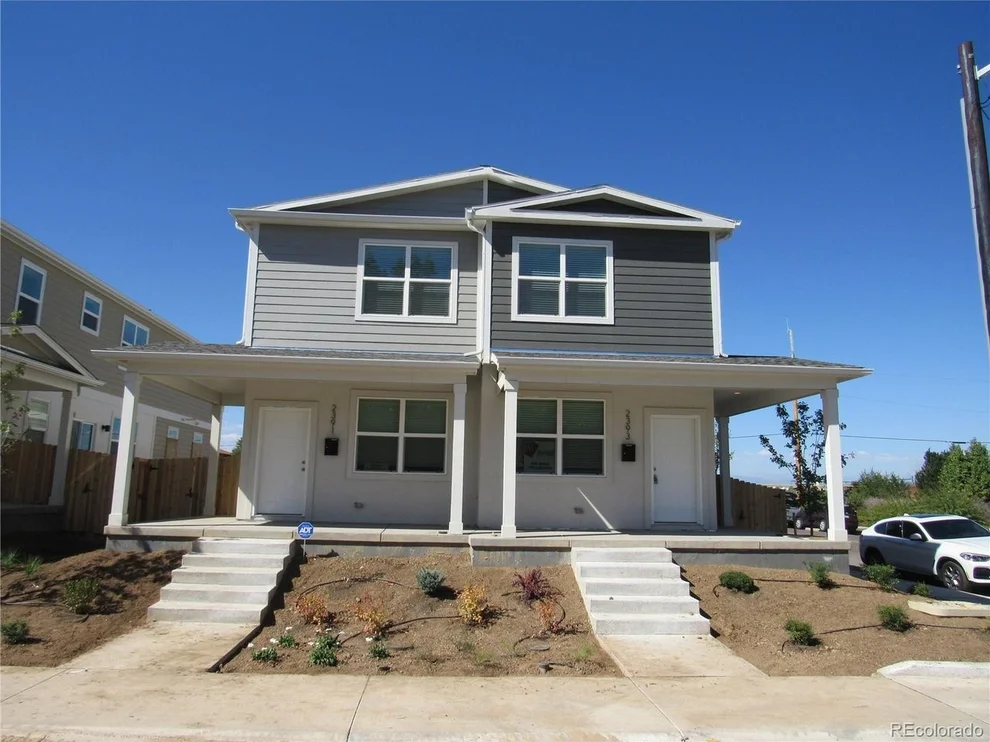 Unit for sale at 2380 N Emporia St, Aurora, CO 80010