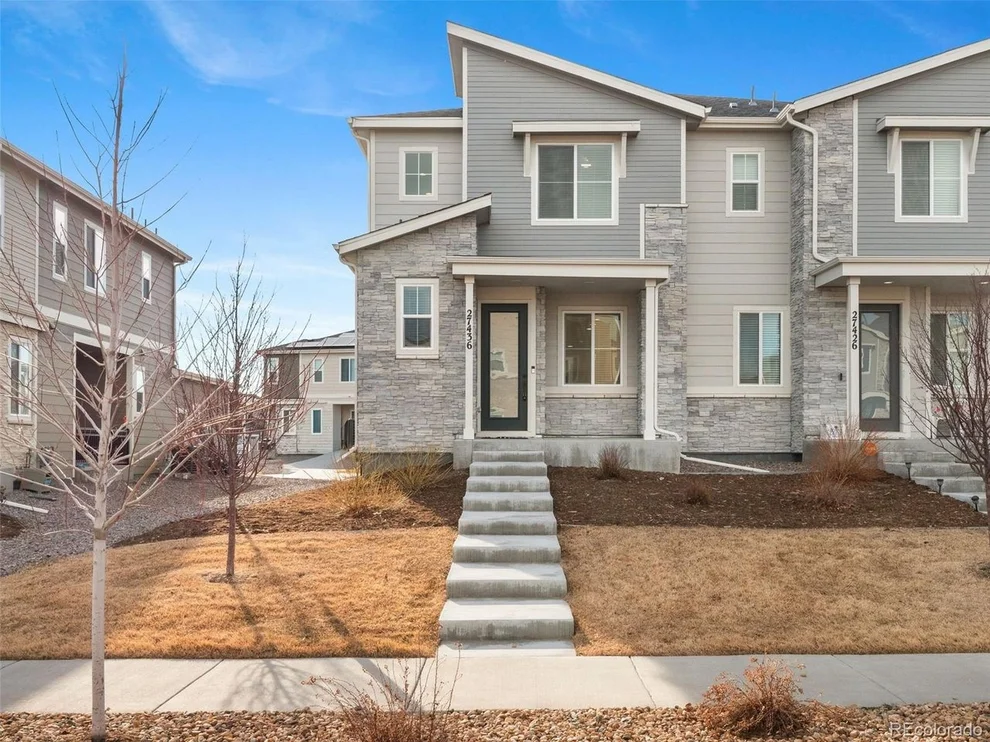 Unit for sale at 27436 E Archer Ave, Aurora, CO 80018