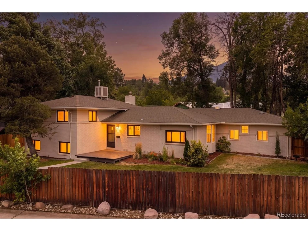 Unit for sale at 315 Harvard Ln, Boulder, CO 80305