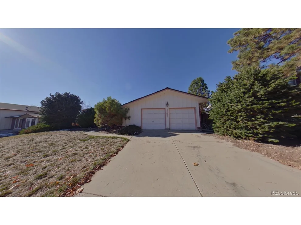 Unit for sale at 2547 S Dover Way, Lakewood, CO 80227