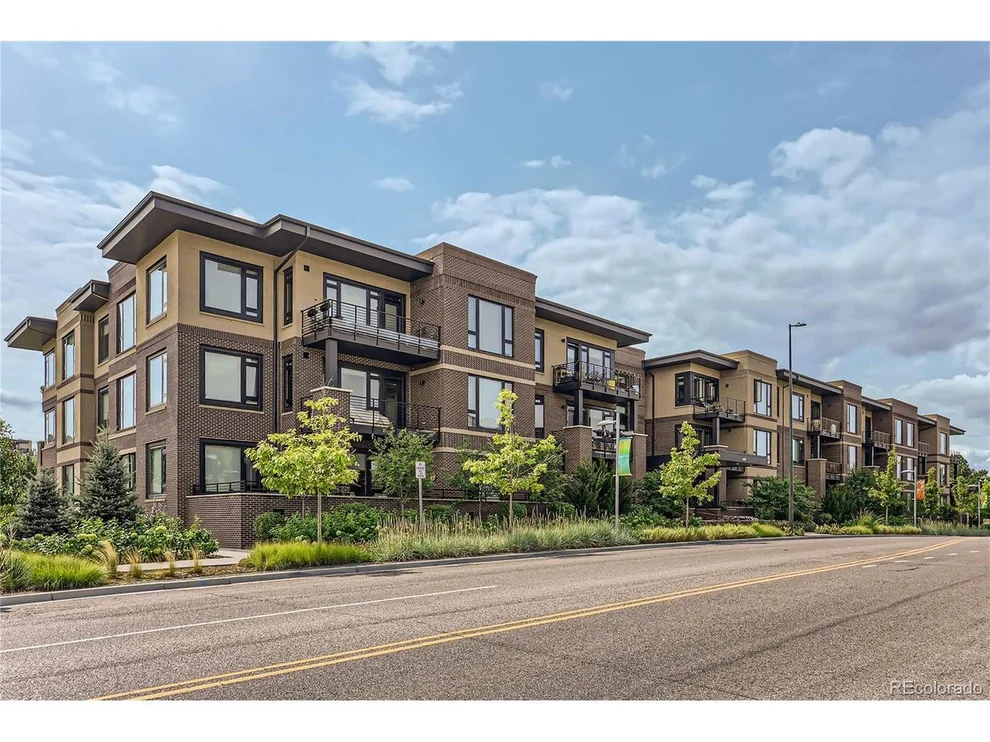 Unit for sale at 6618 E Lowry Blvd, Denver, CO 80230