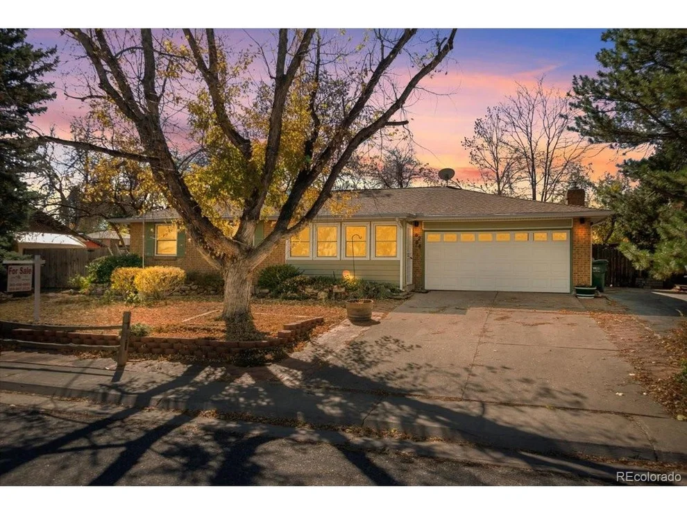 Unit for sale at 6284 W Leawood Dr, Littleton, CO 80123