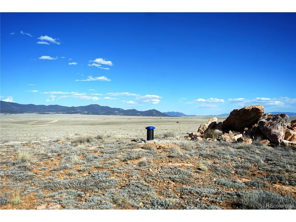 Unit for sale at 417 Andesite Way, Hartsel, CO 80449