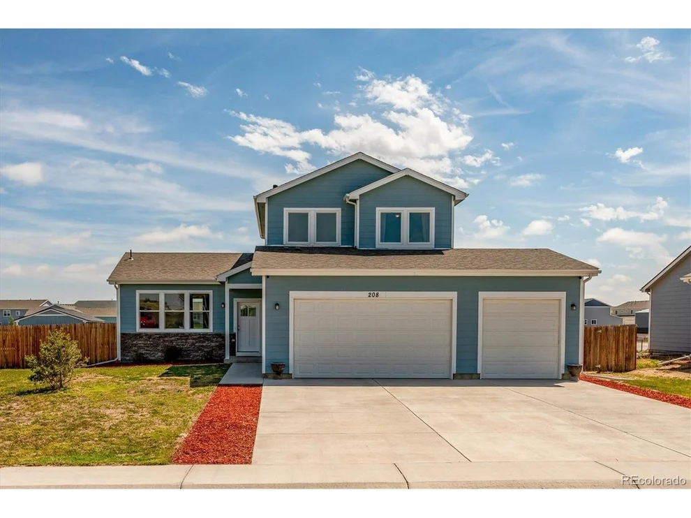 Unit for sale at 208 S 2nd Ave, Deer Trail, CO 80105