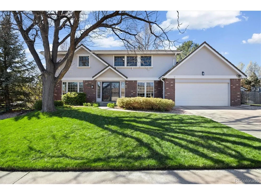 Unit for sale at 7082 W Morraine Dr, Littleton, CO 80128