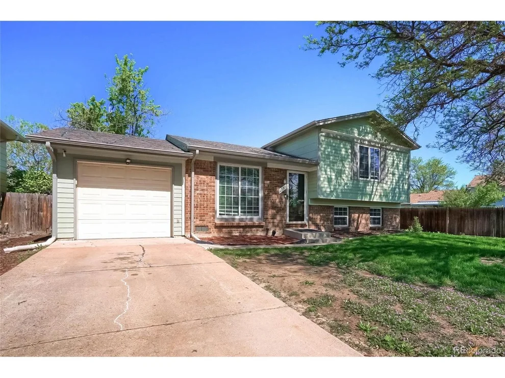 Unit for sale at 2157 S Mobile Way, Aurora, CO 80013