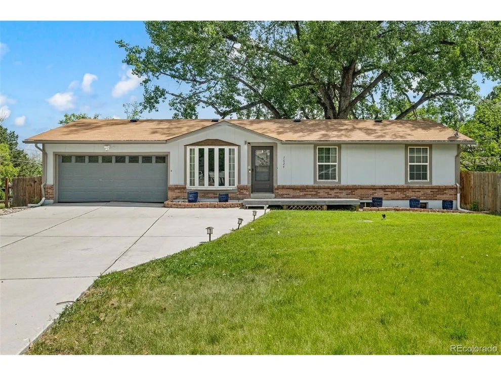 Unit for sale at 7624 Jellison Ct, Arvada, CO 80005