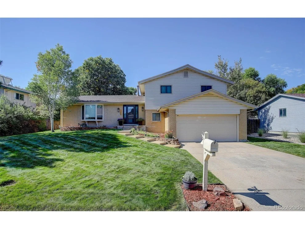 Unit for sale at 3359 S Galena Ct, Denver, CO 80231