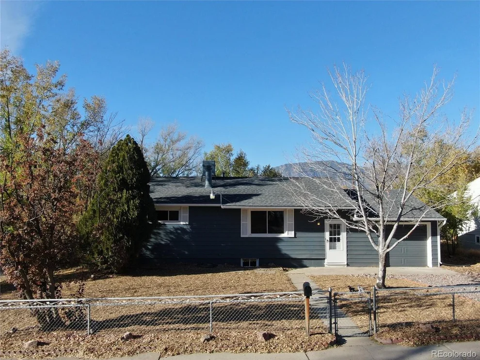 Unit for sale at 324 Davie Dr, Colorado Springs, CO 80911