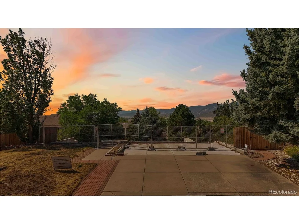 Unit for sale at 2703 S Cole Ct, Denver, CO 80228
