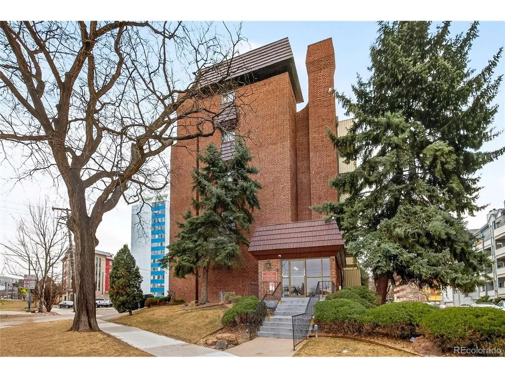 Unit for sale at 4110 Hale Pkwy, Denver, CO 80220