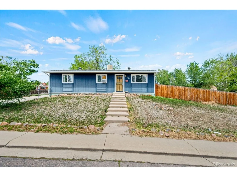 Unit for sale at 2021 Mable Ave, Denver, CO 80229