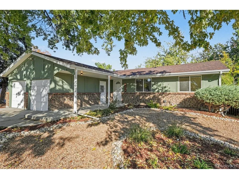 Unit for sale at 8374 Allison Ct, Arvada, CO 80005