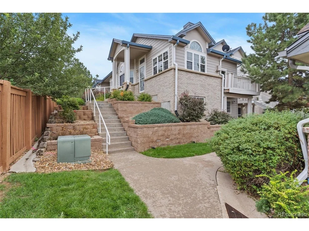 Unit for sale at 2959 S Zeno Ct, Aurora, CO 80013