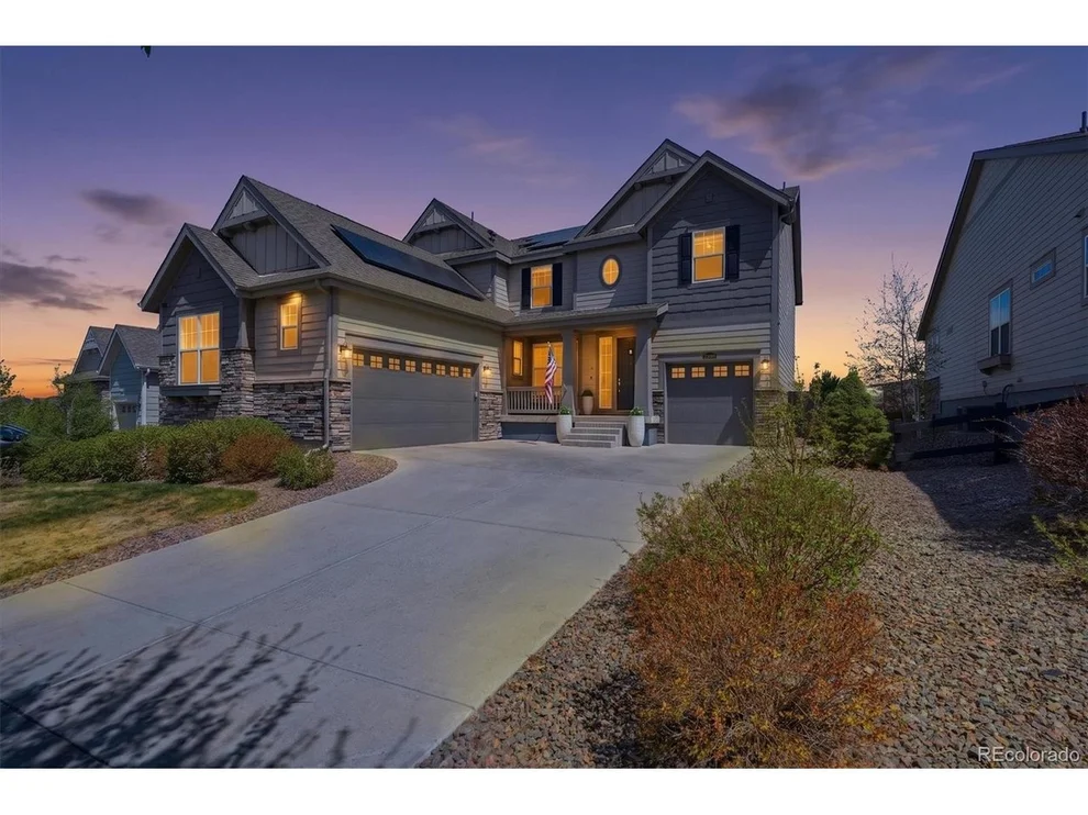 Unit for sale at 23199 E Narrowleaf Dr, Aurora, CO 80016