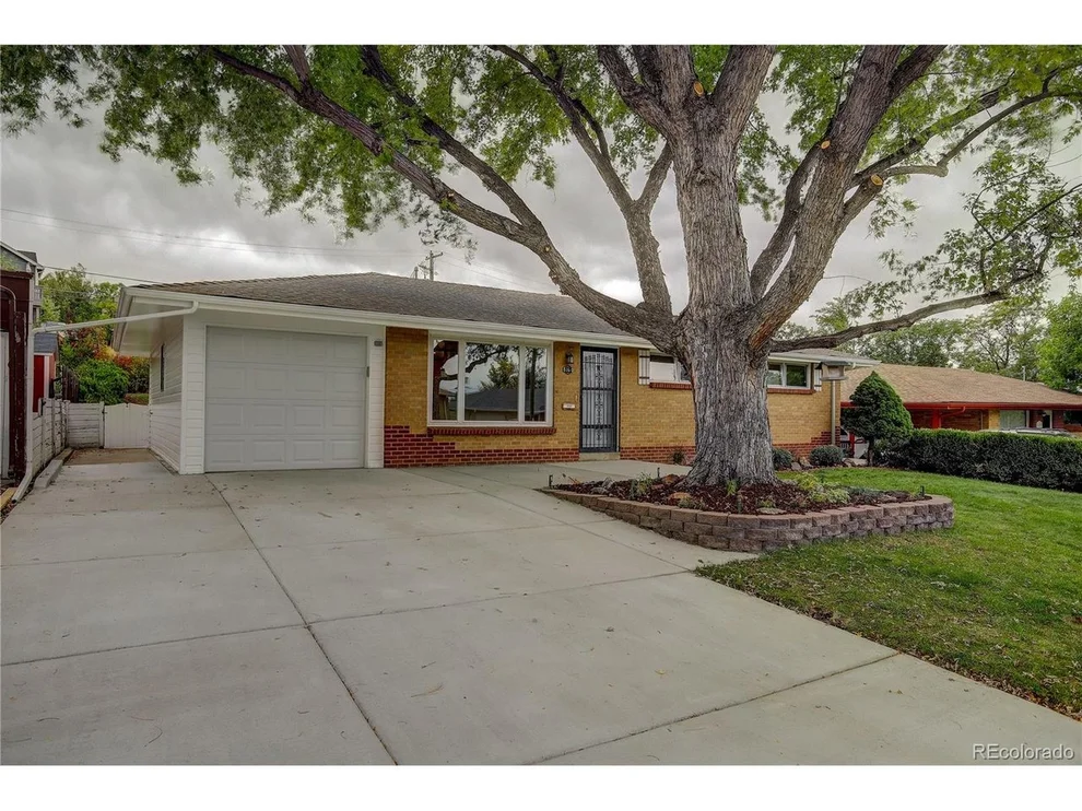 Unit for sale at 8160 Auburn Ln, Westminster, CO 80031
