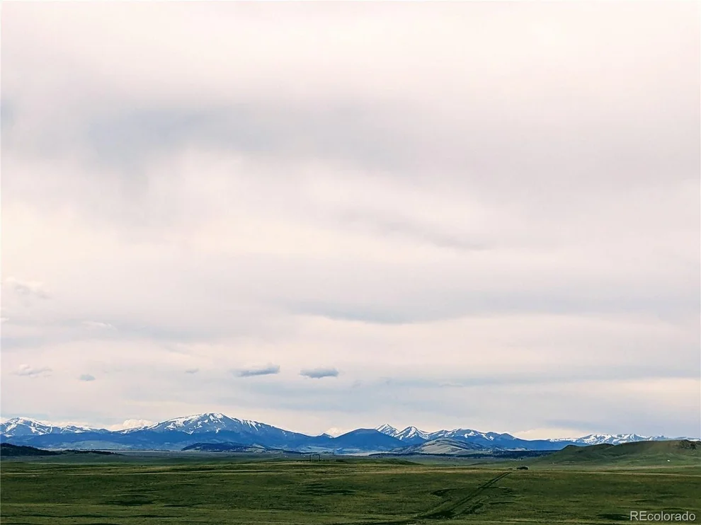 Unit for sale at 464 Sioux Rd, Hartsel, CO 80449