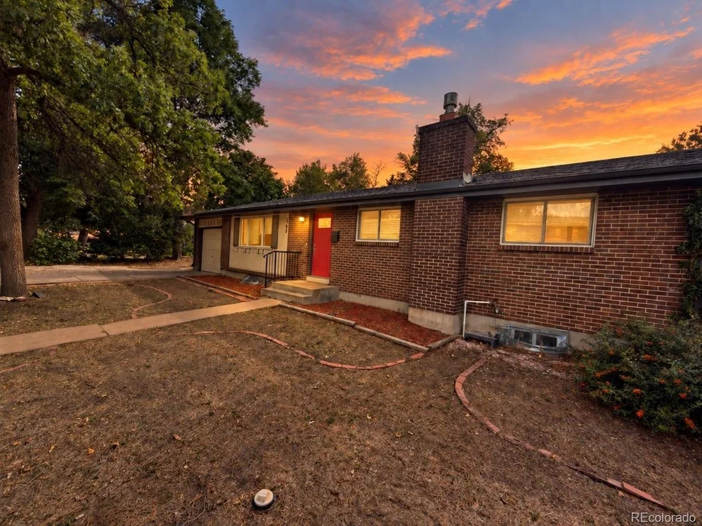Unit for sale at 562 W Easter Ave, Littleton, CO 80120