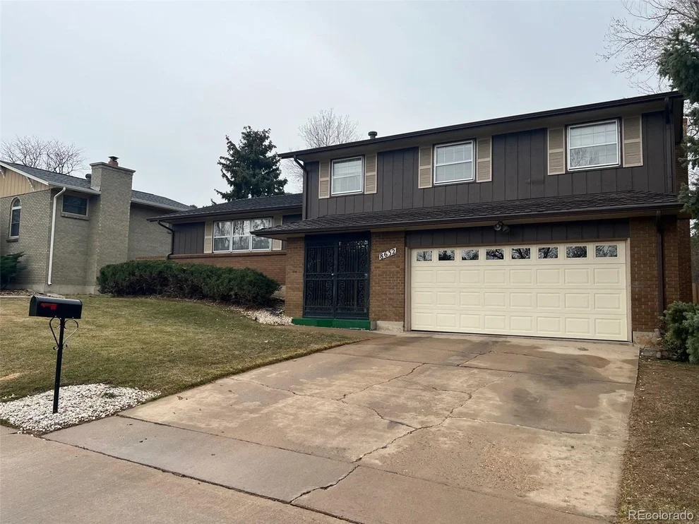 Unit for sale at 8632 E Layton Ave, Denver, CO 80237