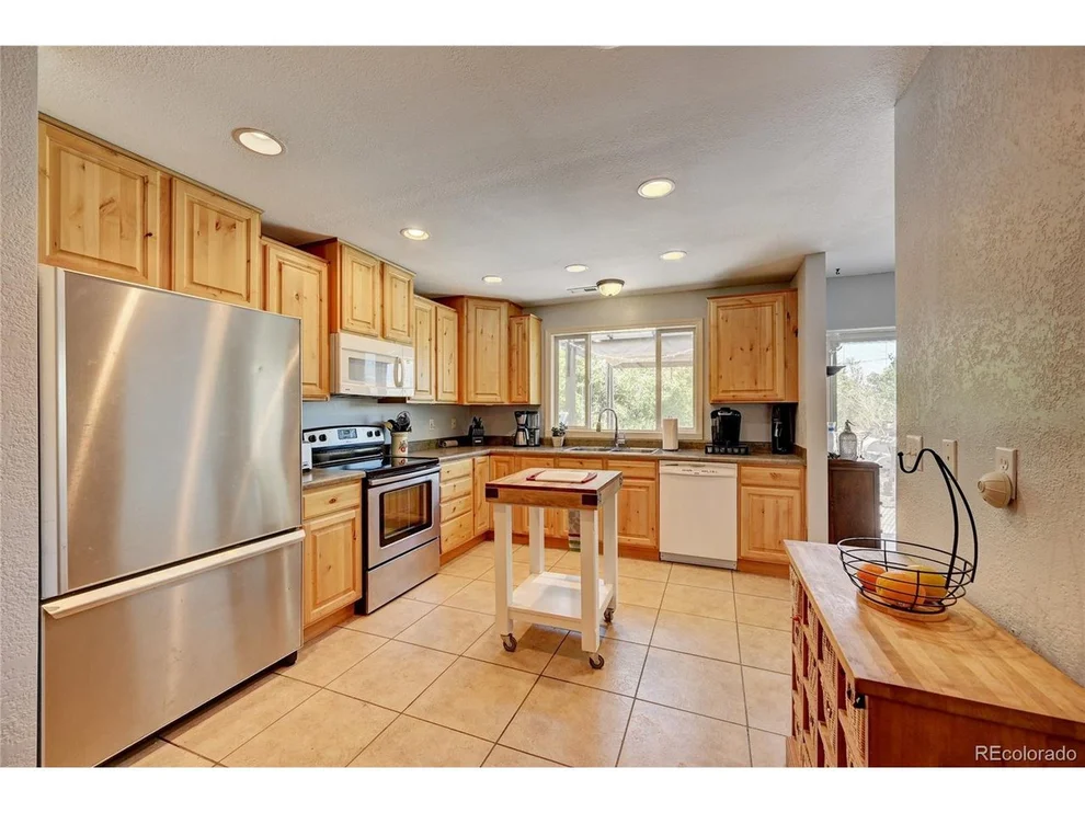 Unit for sale at 12221 Viewpoint Dr, Lakewood, CO 80401