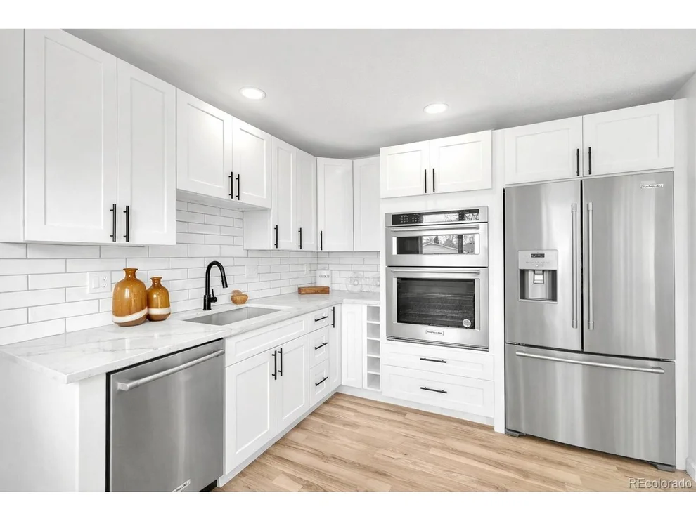 Unit for sale at 3320 W Saratoga Ave, Englewood, CO 80110