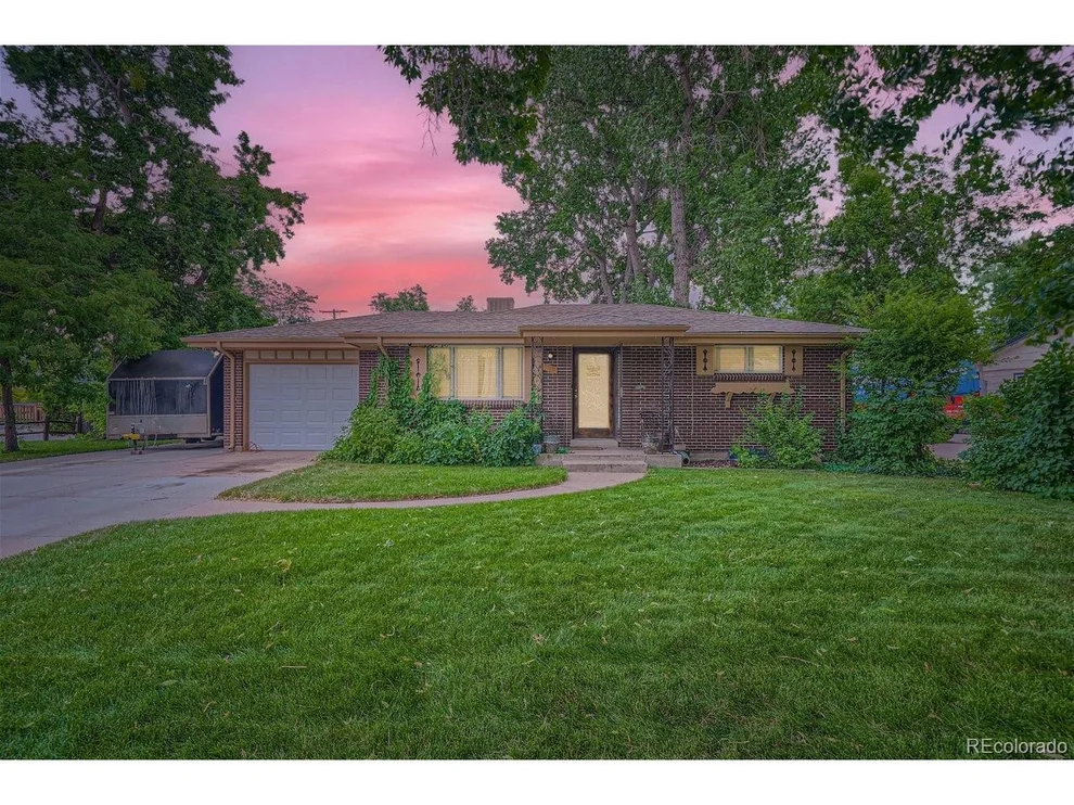 Unit for sale at 1702 S Dudley Ct, Lakewood, CO 80232