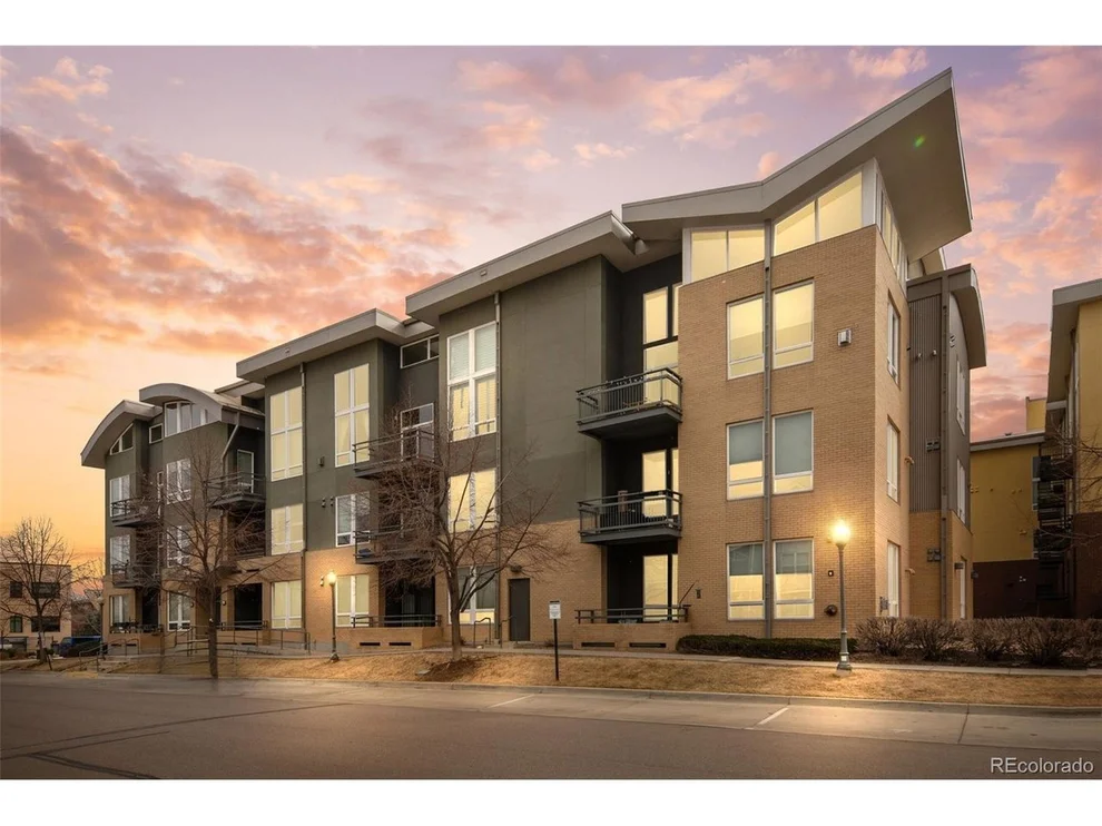 Unit for sale at 8185 E Lowry Blvd, Denver, CO 80230