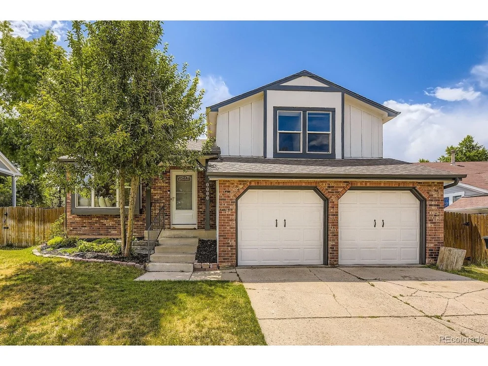 Unit for sale at 7953 S Garrison Way, Littleton, CO 80128