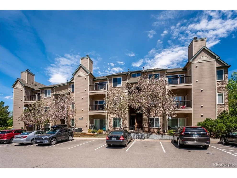 Unit for sale at 7415 S Alkire St, Littleton, CO 80127